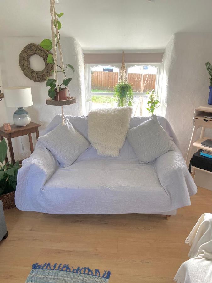 Idyllic Cornish Cottage, Superking Bed, Private Garden Dogs Welcome Труро Екстер'єр фото