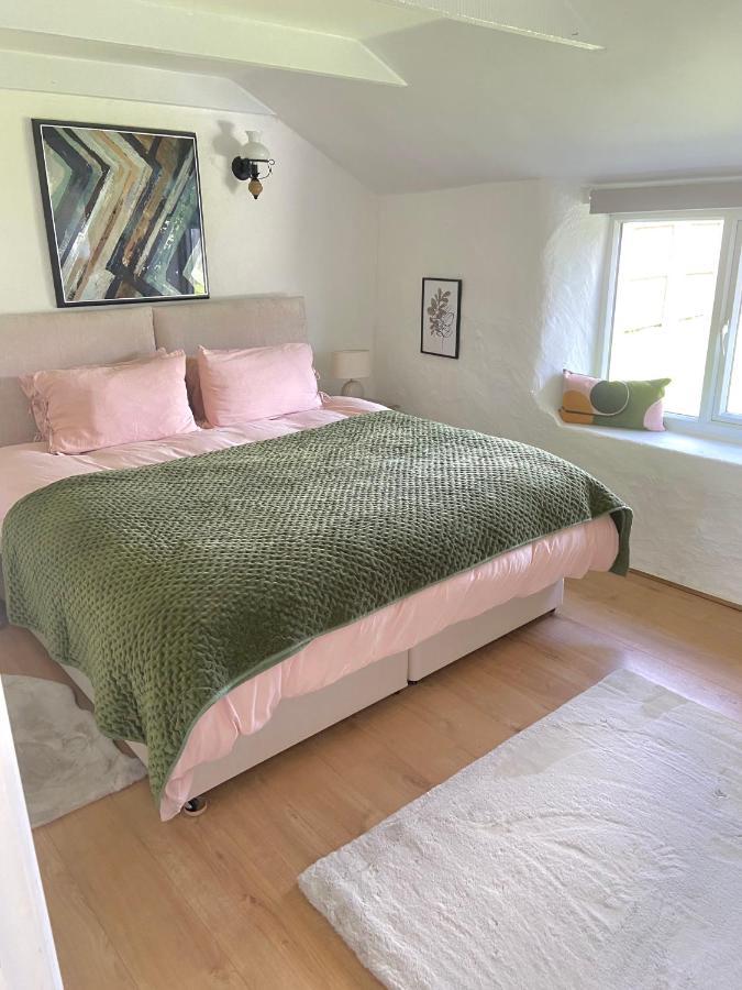 Idyllic Cornish Cottage, Superking Bed, Private Garden Dogs Welcome Труро Екстер'єр фото