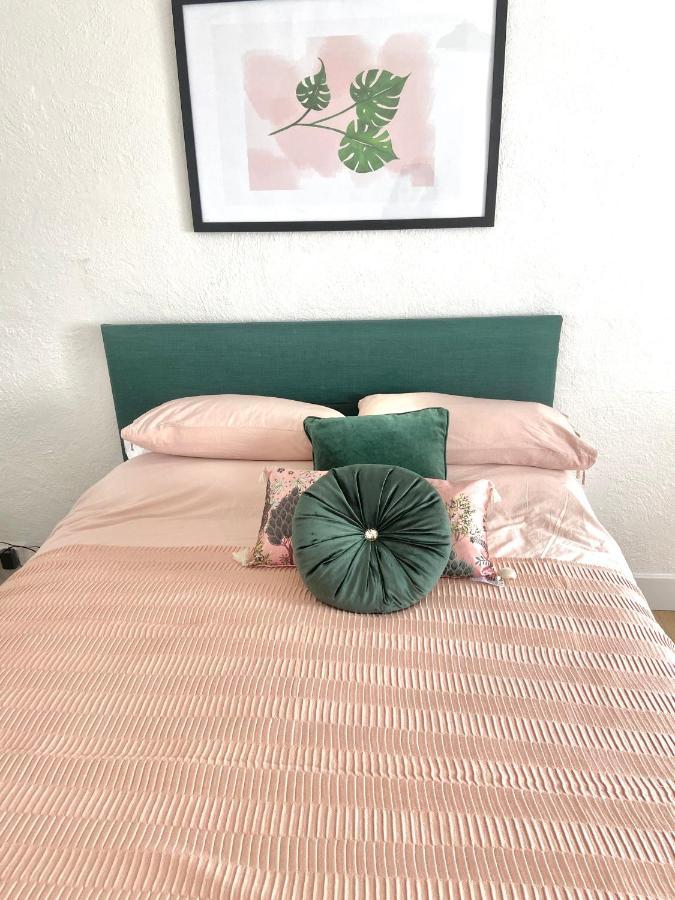 Idyllic Cornish Cottage, Superking Bed, Private Garden Dogs Welcome Труро Екстер'єр фото
